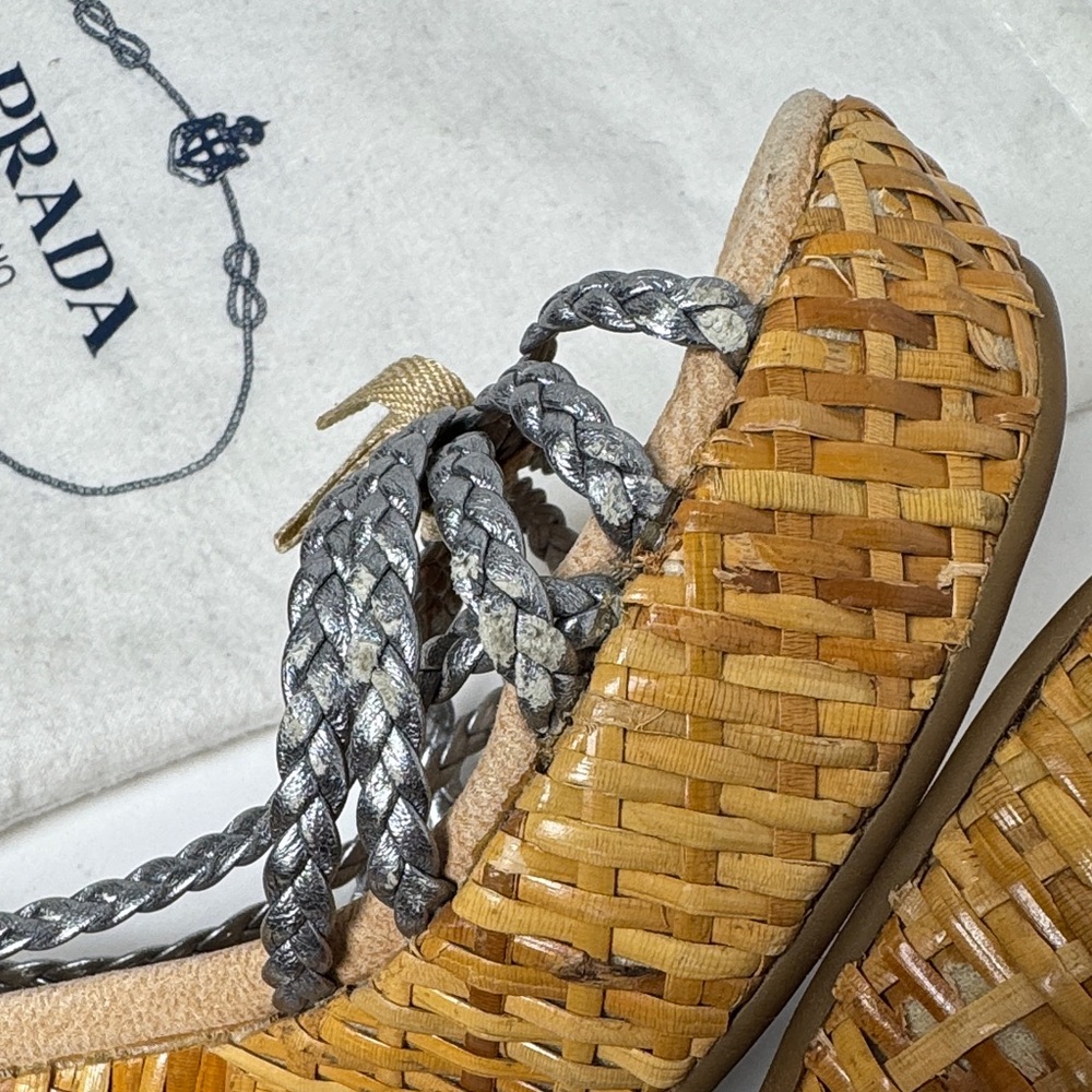 PRADA Woven Wicker Wedge Sandals Metallic Silver Braided Strap 4.5" Heel BOHO 38 - Picture 5 of 16